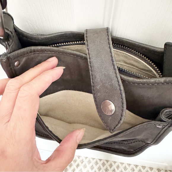 FRYE Madison North South Leather Mini Crossbody Bag BLACK - Picture 5 of 9